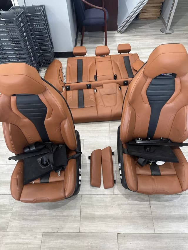 2018-2021 BMW F90 M5 ORANGE LEATHER INTERIOR FR & RR SEATS AND HAND REST